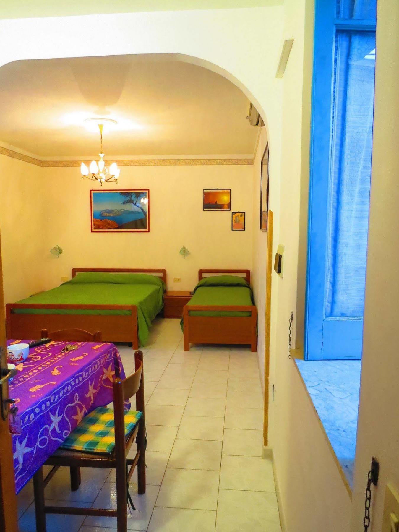 Casa Vittorio Lipari (Isola Lipari)